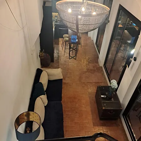 Habitacion Con Bano Privado En La Rambla 巴塞罗那